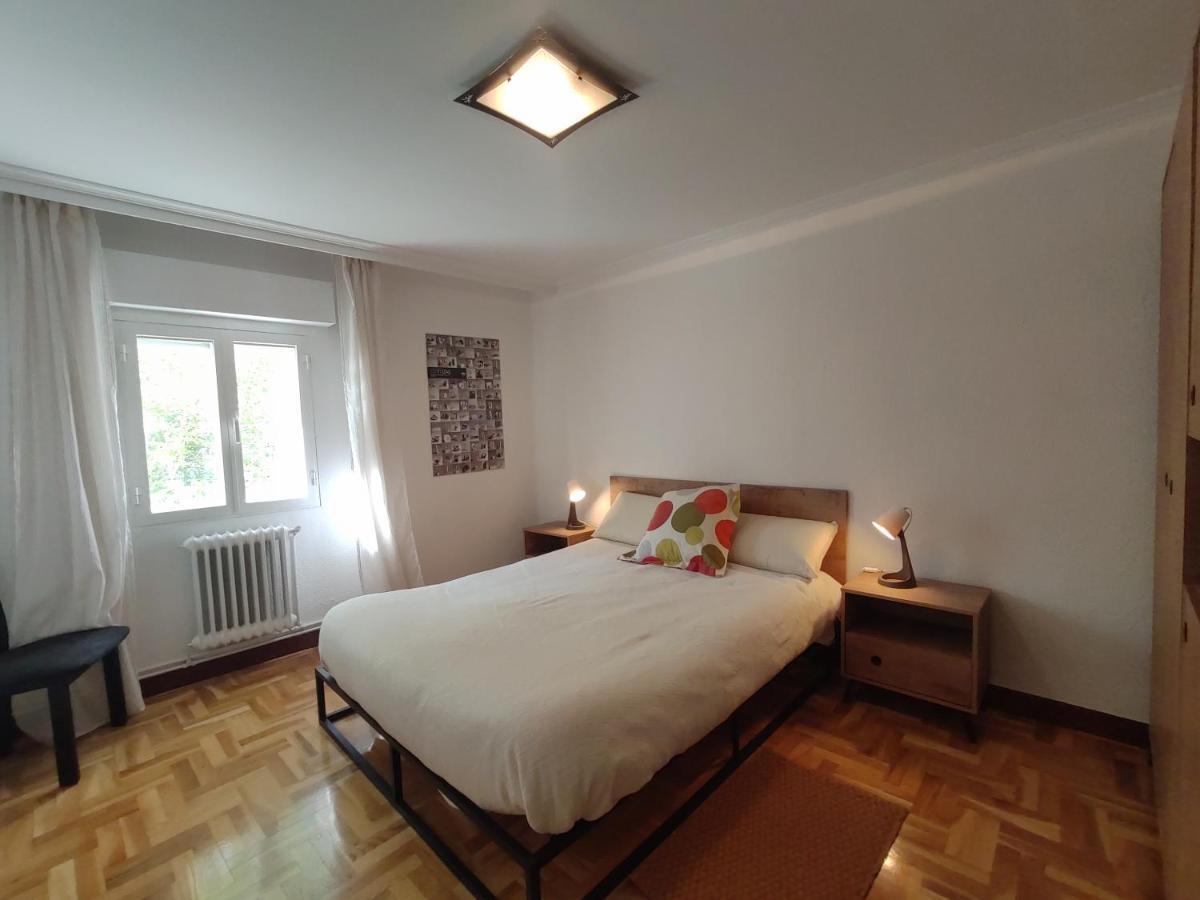 Apartamento Pamplona A 10 Minutos Del Centro Exteriör bild